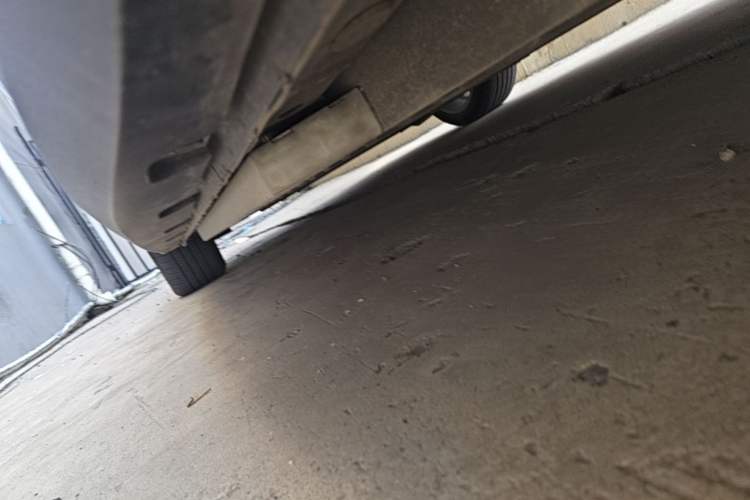 Used ORA Good Cat 2021 400km Standard Range Athena Edition Lithium Iron Phosphate Left Side Sill