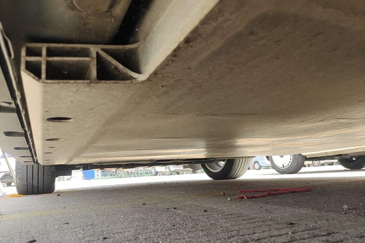 Used ORA Good Cat 2021 400km Standard Range Venus Edition Lithium-Ion Battery Left Side Sill