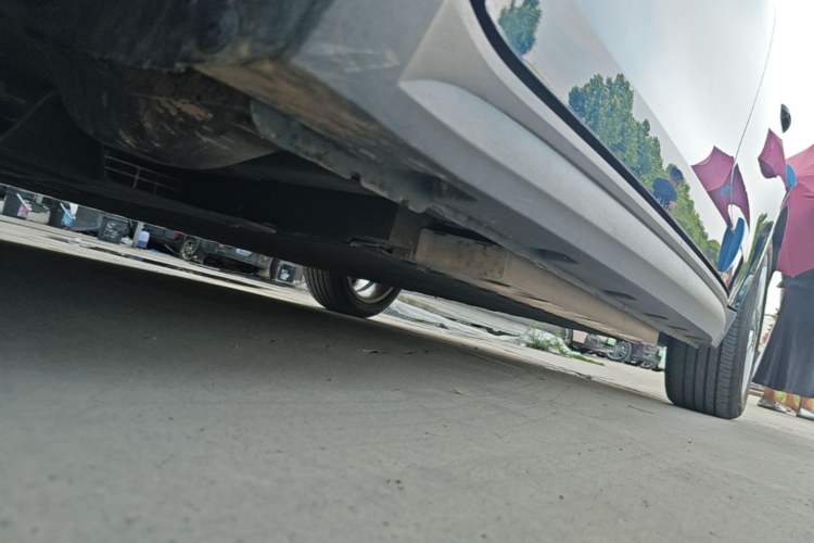 Used ORA Good Cat 2021 400km Standard Range Athena Edition Lithium Iron Phosphate Left Side Sill
