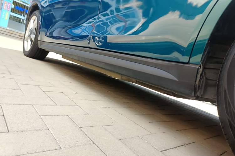 Used ORA Good Cat 2021 400km Standard Range Athena Edition Lithium Iron Phosphate Left Side Sill