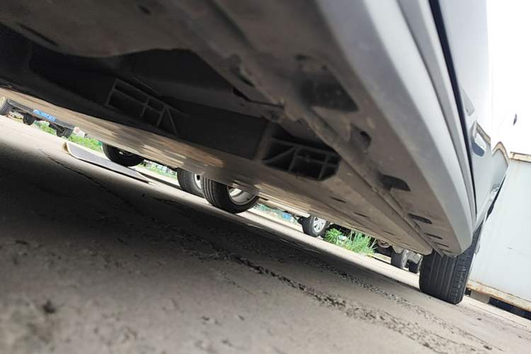 Used ORA Good Cat 2021 400km Standard Range Athena Edition Lithium-Ion Battery Left Side Sill