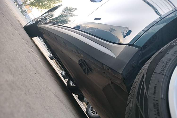 Used ORA Good Cat 2021 400km Standard Range Venus Edition Lithium-Ion Battery Left Side Sill