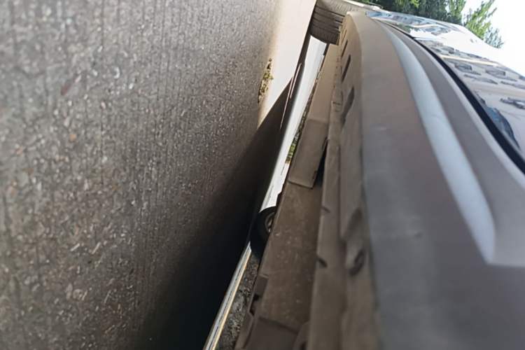 Used ORA Good Cat 2021 400km Standard Range Athena Edition Lithium Iron Phosphate Left Side Sill