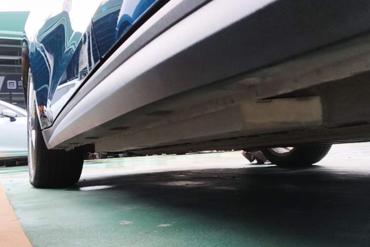 Used ORA Good Cat 2021 400km Standard Range Venus Edition Lithium Iron Phosphate Left Side Sill