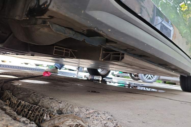 Used ORA Good Cat 2021 400km Standard Range Athena Edition Lithium-Ion Battery Left Side Sill