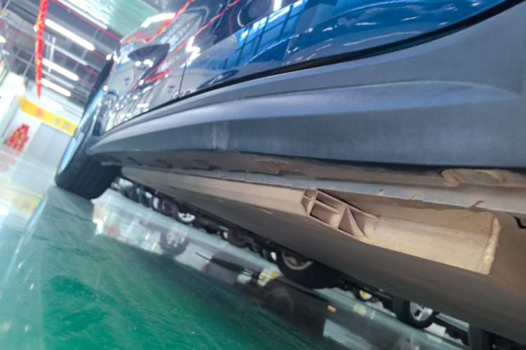 Used ORA Good Cat 2021 400km Standard Range Muse Edition Lithium Iron Phosphate Left Side Sill