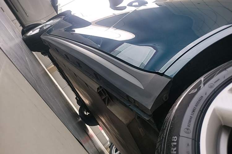 Used ORA Good Cat 2021 400km Standard Range Athena Edition Lithium-Ion Battery Left Side Sill