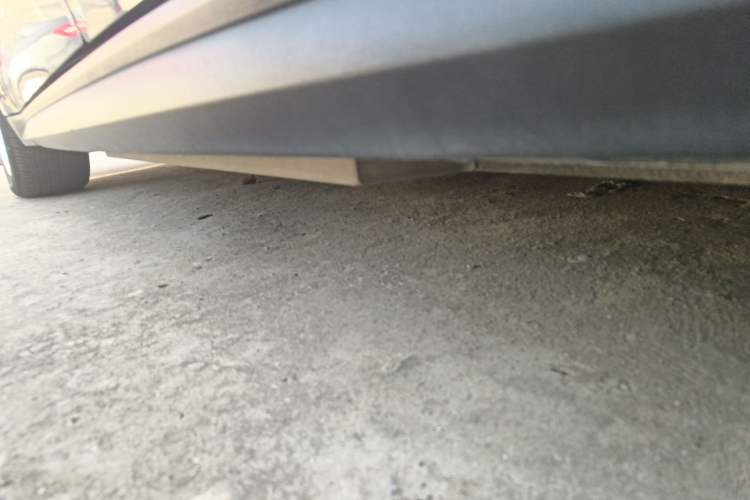 Used ORA Good Cat 2021 400km Standard Range Venus Edition Lithium Iron Phosphate Left Side Sill