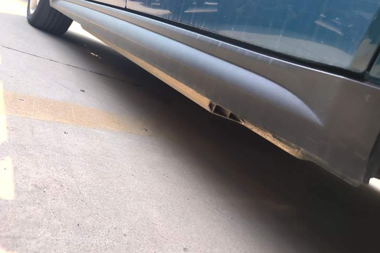 Used ORA Good Cat 2021 400km Standard Range Athena Edition Lithium-Ion Battery Left Side Sill