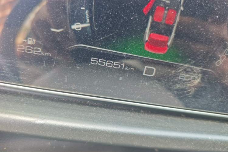 Used ORA Good Cat 2021 400km Standard Range Venus Edition Lithium-Ion Battery Odometer Close Up