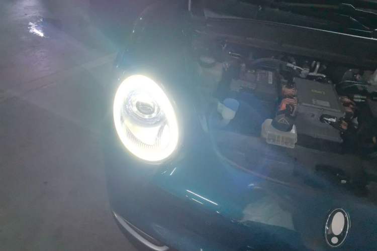 Used ORA Good Cat 2021 400km Standard Range Athena Edition Lithium Iron Phosphate Right Front Headlight