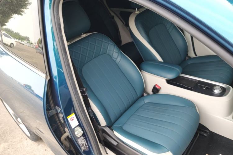 Used ORA Good Cat 2021 400km Standard Range Athena Edition Lithium-Ion Battery Right Front Seat