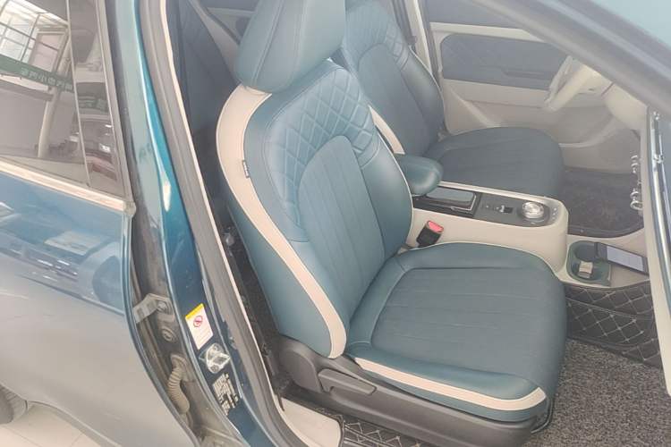 Used ORA Good Cat 2021 400km Standard Range Athena Edition Lithium Iron Phosphate Right Front Seat