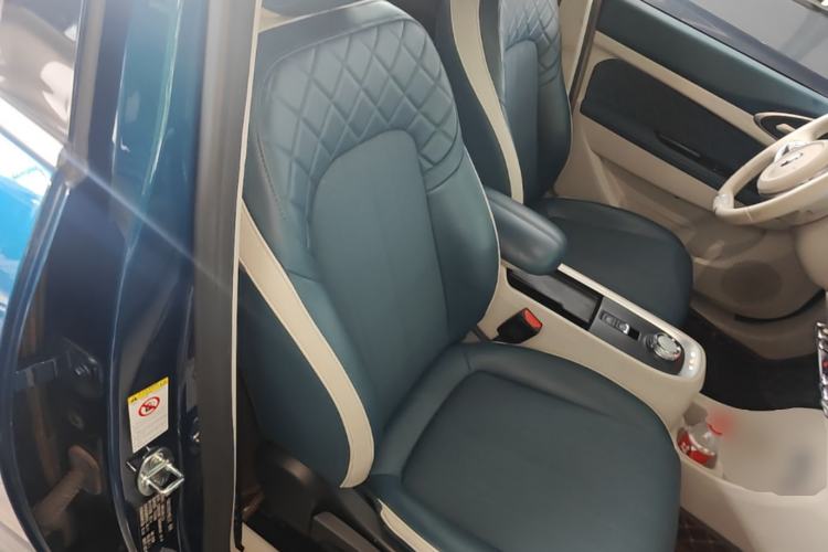Used ORA Good Cat 2021 400km Standard Range Venus Edition Lithium-Ion Battery Right Front Seat