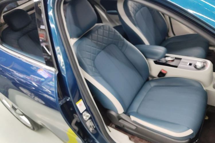 Used ORA Good Cat 2021 400km Standard Range Athena Edition Lithium-Ion Battery Right Front Seat