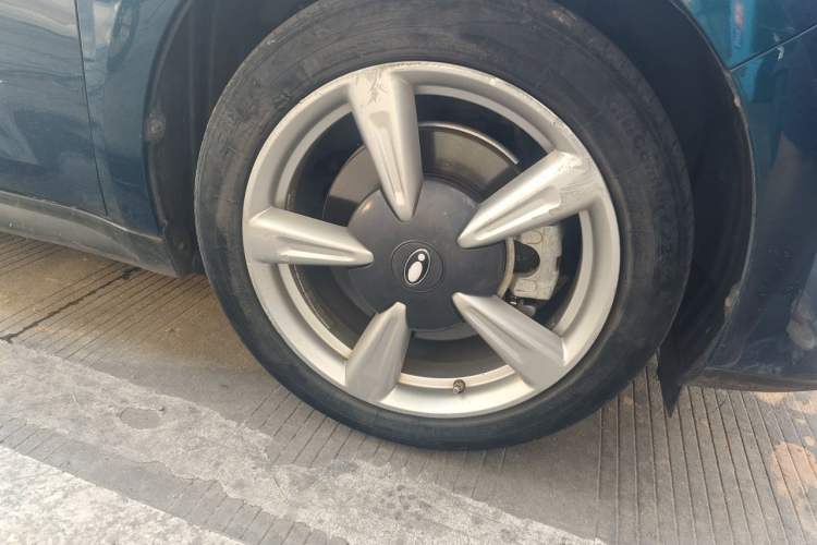 Used ORA Good Cat 2021 400km Standard Range Venus Edition Lithium Iron Phosphate Right Front Wheel Hub