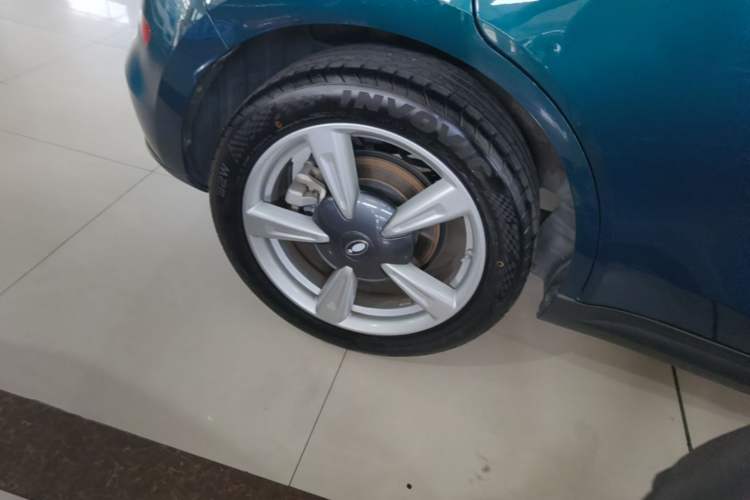 Used ORA Good Cat 2021 400km Standard Range Venus Edition Lithium-Ion Battery Right Rear Wheel Hub