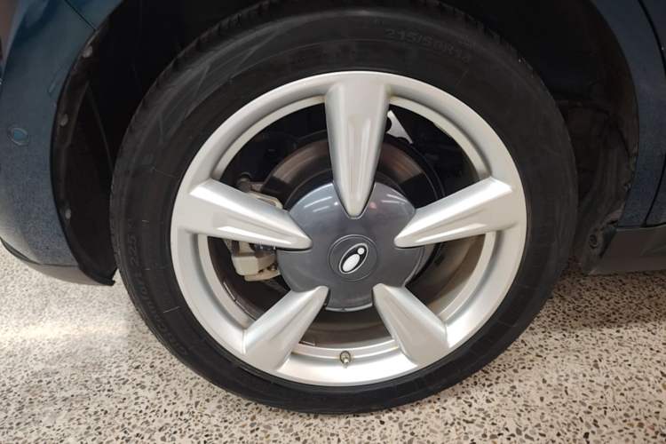 Used ORA Good Cat 2021 500km Long-Range Poseidon Edition Lithium-Ion Battery Right Rear Wheel Hub