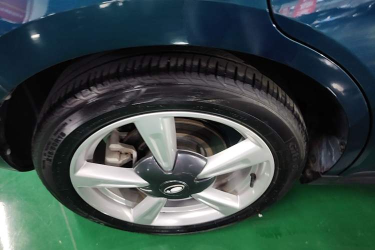 Used ORA Good Cat 2021 400km Standard Range Athena Edition Lithium Iron Phosphate Right Rear Wheel Hub