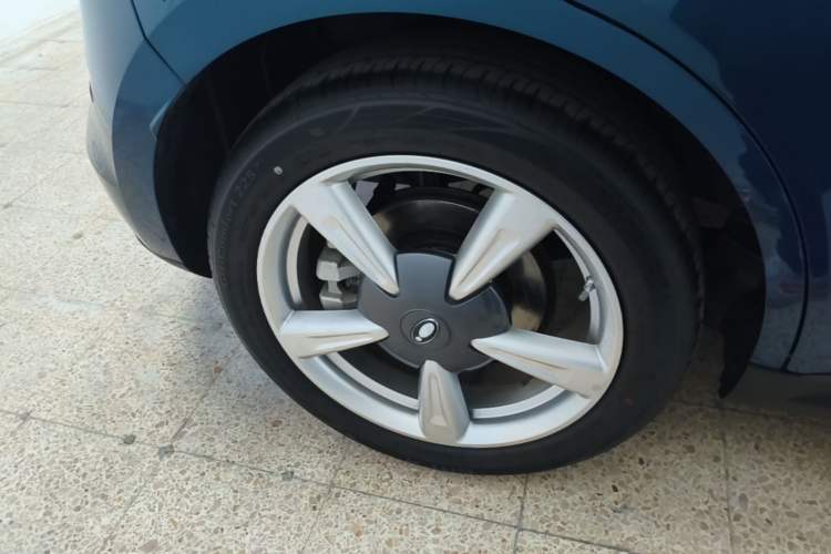 Used ORA Good Cat 2021 400km Standard Range Venus Edition Lithium Iron Phosphate Right Rear Wheel Hub