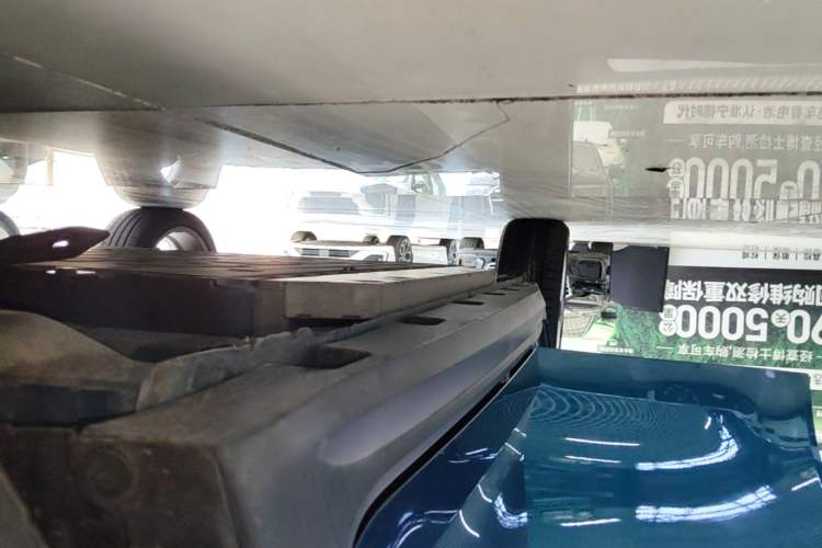 Used ORA Good Cat 2021 400km Standard Range Athena Edition Lithium Iron Phosphate Right Side Sill