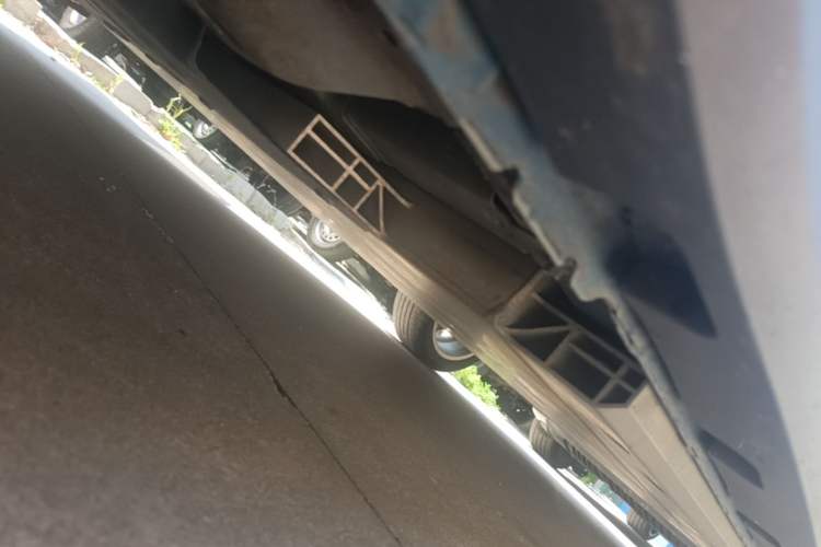 Used ORA Good Cat 2021 400km Standard Range Athena Edition Lithium-Ion Battery Right Side Sill