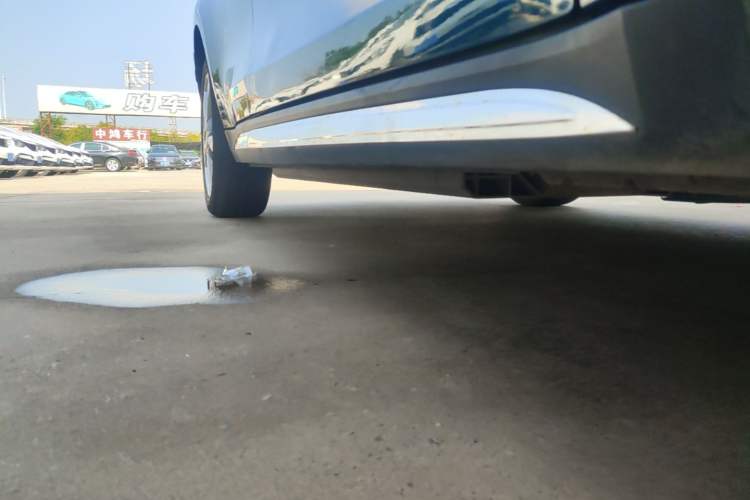 Used ORA Good Cat 2021 400km Standard Range Athena Edition Lithium-Ion Battery Right Side Sill