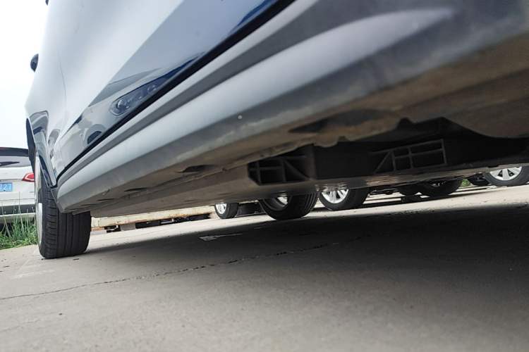 Used ORA Good Cat 2021 400km Standard Range Athena Edition Lithium-Ion Battery Right Side Sill