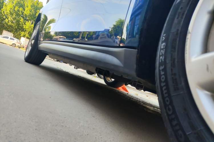 Used ORA Good Cat 2021 400km Standard Range Athena Edition Lithium-Ion Battery Right Side Sill