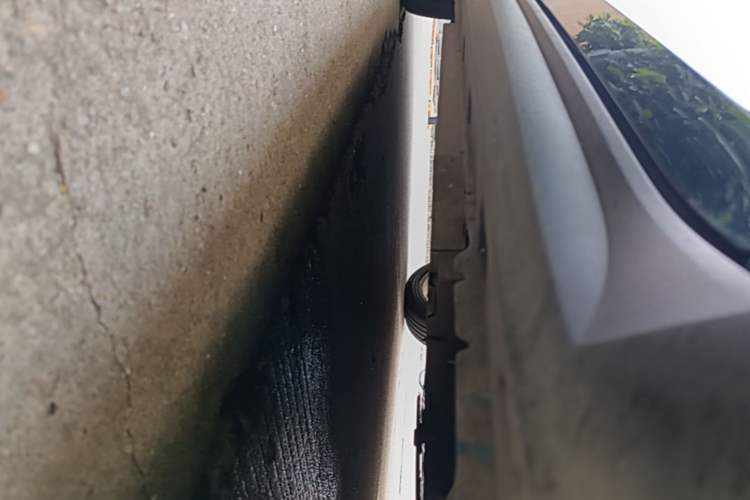 Used ORA Good Cat 2021 400km Standard Range Athena Edition Lithium Iron Phosphate Right Side Sill