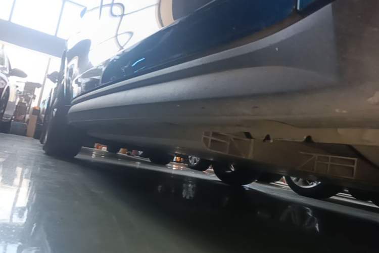 Used ORA Good Cat 2021 400km Standard Range Athena Edition Lithium-Ion Battery Right Side Sill