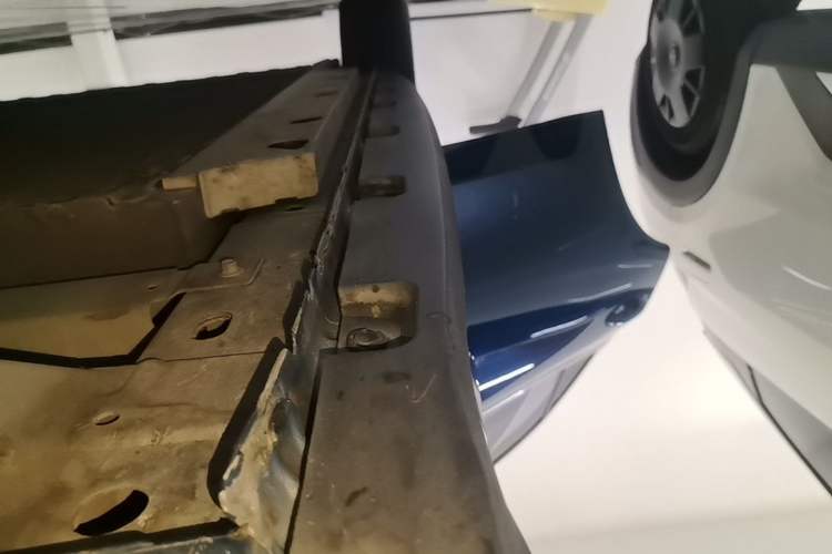 Used ORA Good Cat 2021 400km Standard Range Venus Edition Lithium Iron Phosphate Right Side Sill