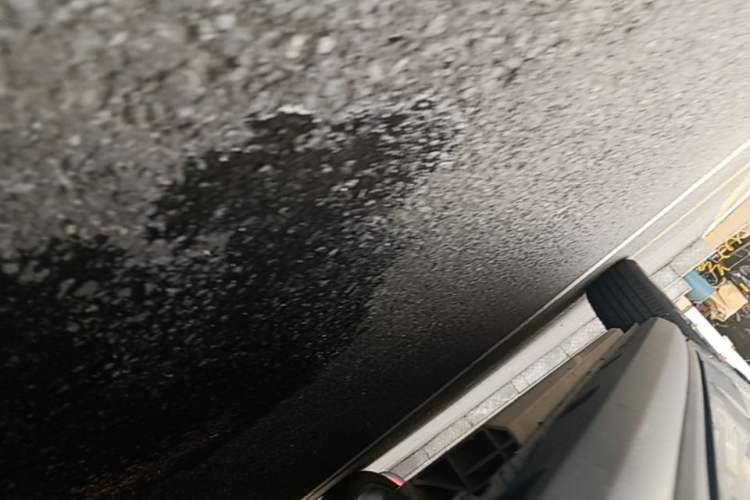 Used ORA Good Cat 2021 400km Standard Range Muse Edition Lithium-Ion Battery Right Side Sill