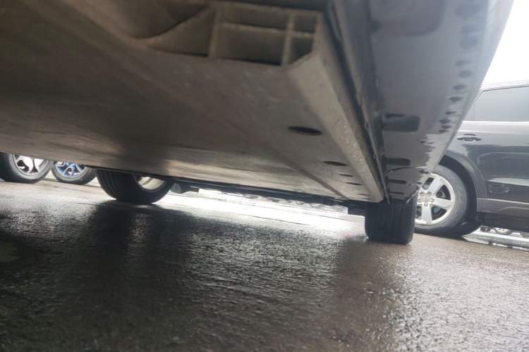 Used ORA Good Cat 2021 500km Long-Range Poseidon Edition Lithium-Ion Battery Right Side Sill