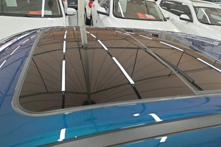 Used ORA Good Cat 2021 400km Standard Range Athena Edition Lithium-Ion Battery Roof