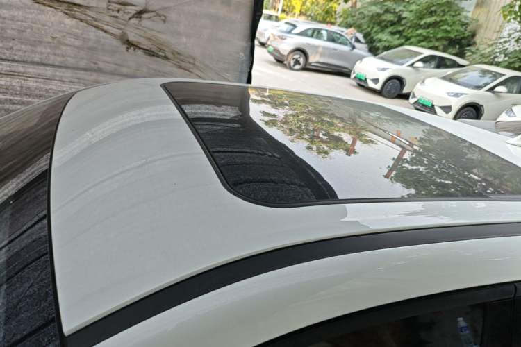 Used ORA Good Cat 2021 400km Standard Range Athena Edition Lithium-Ion Battery Roof