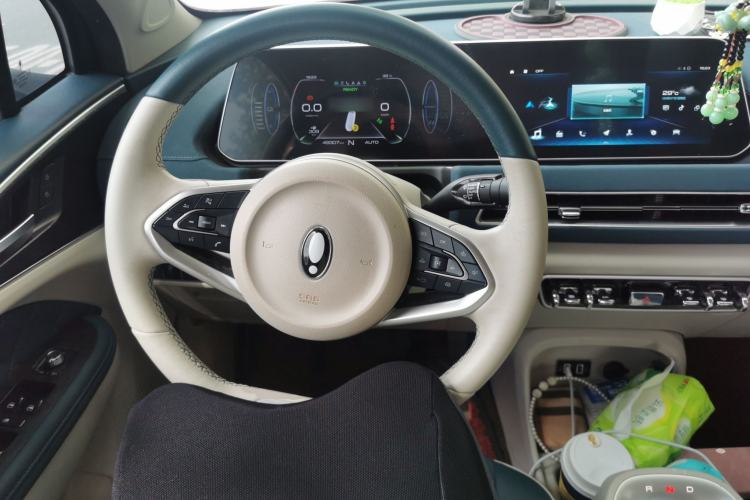 Used ORA Good Cat 2021 400km Standard Range Venus Edition Lithium Iron Phosphate Steering Wheel