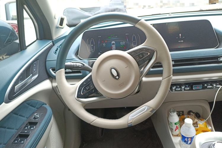 Used ORA Good Cat 2021 400km Standard Range Athena Edition Lithium-Ion Battery Steering Wheel