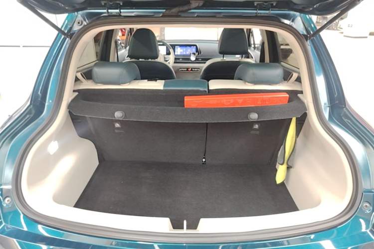 Used ORA Good Cat 2021 500km Long-Range Poseidon Edition Lithium-Ion Battery Trunk
