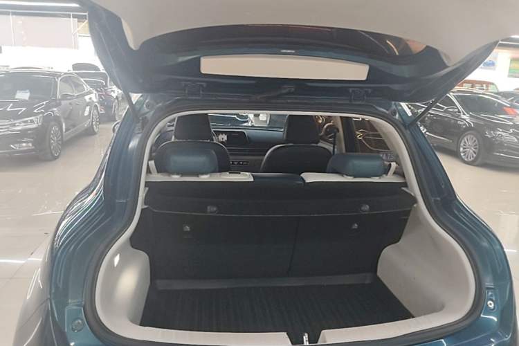 Used ORA Good Cat 2021 400km Standard Range Venus Edition Lithium-Ion Battery Trunk