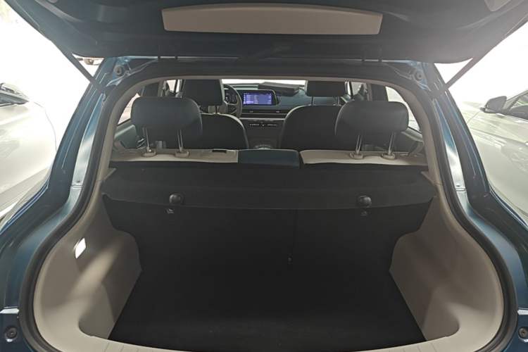 Used ORA Good Cat 2021 400km Standard Range Athena Edition Lithium-Ion Battery Trunk
