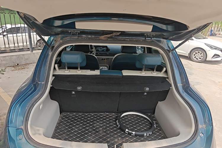 Used ORA Good Cat 2021 400km Standard Range Venus Edition Lithium-Ion Battery Trunk