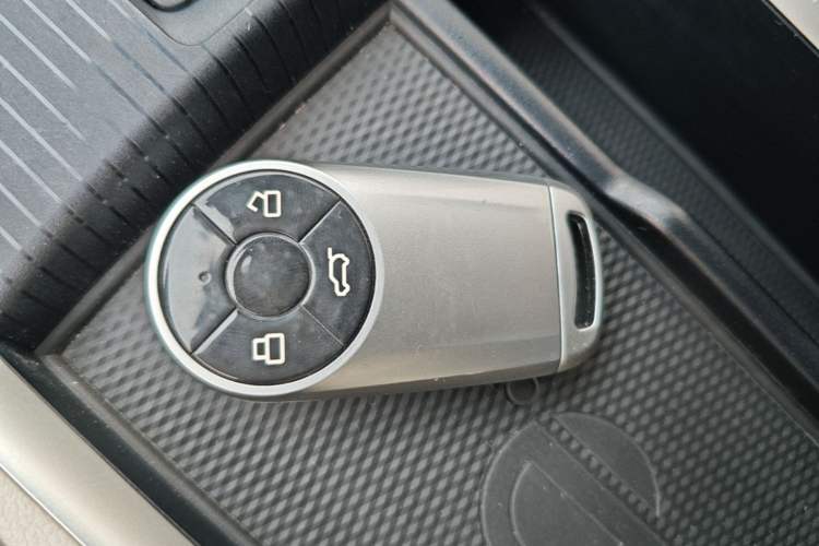 Used ORA Good Cat 2021 400km Standard Range Venus Edition Lithium-Ion Battery Vehicle Key