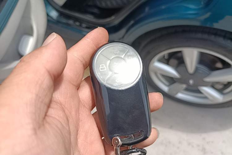 Used ORA Good Cat 2021 400km Standard Range Venus Edition Lithium-Ion Battery Vehicle Key