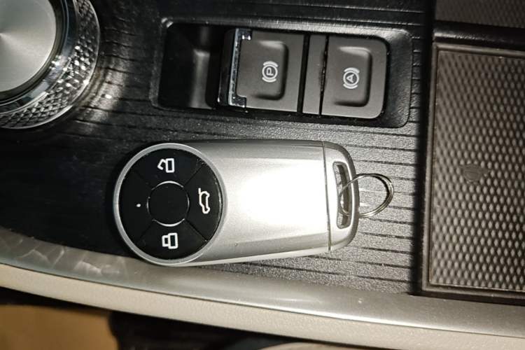 Used ORA Good Cat 2021 400km Standard Range Venus Edition Lithium Iron Phosphate Vehicle Key