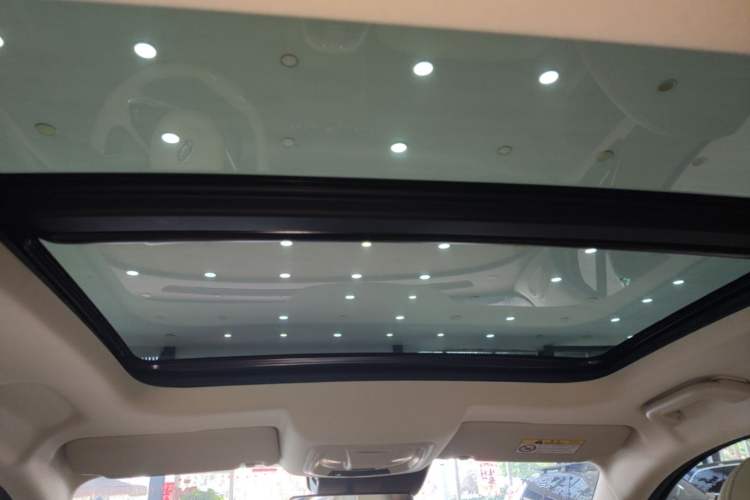 Used ORA Good Cat 2021 400km Standard Range Venus Edition Lithium Iron Phosphate Headliner