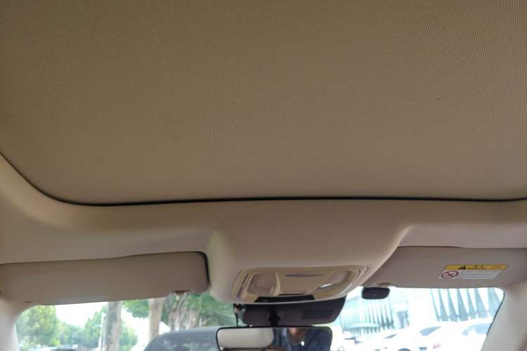 Used ORA Good Cat 2021 400km Standard Range Venus Edition Lithium-Ion Battery Headliner