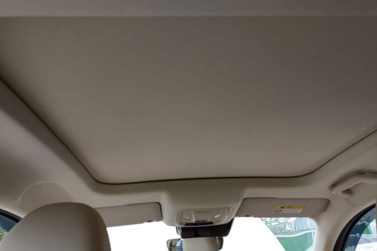 Used ORA Good Cat 2021 400km Standard Range Venus Edition Lithium Iron Phosphate Headliner