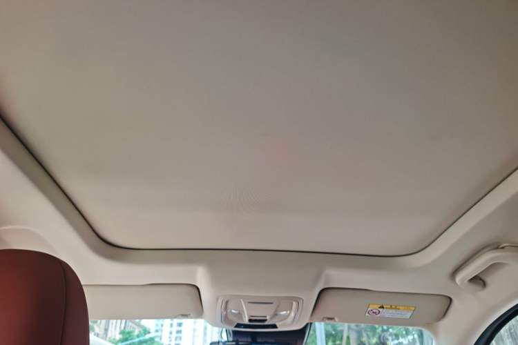 Used ORA Good Cat 2021 400km Standard Range Venus Edition Lithium Iron Phosphate Headliner