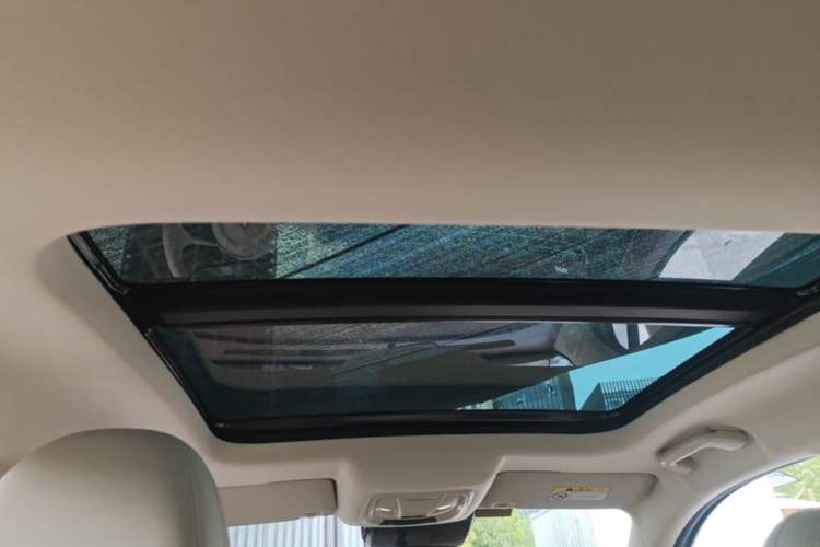 Used ORA Good Cat 2021 400km Standard Range Venus Edition Lithium Iron Phosphate Headliner